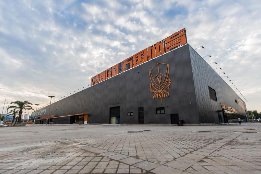 上海万国体育中心