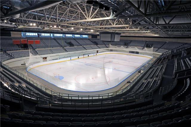 全封闭奥运标准室内场馆的上海运动场地-飞扬冰上运动中心