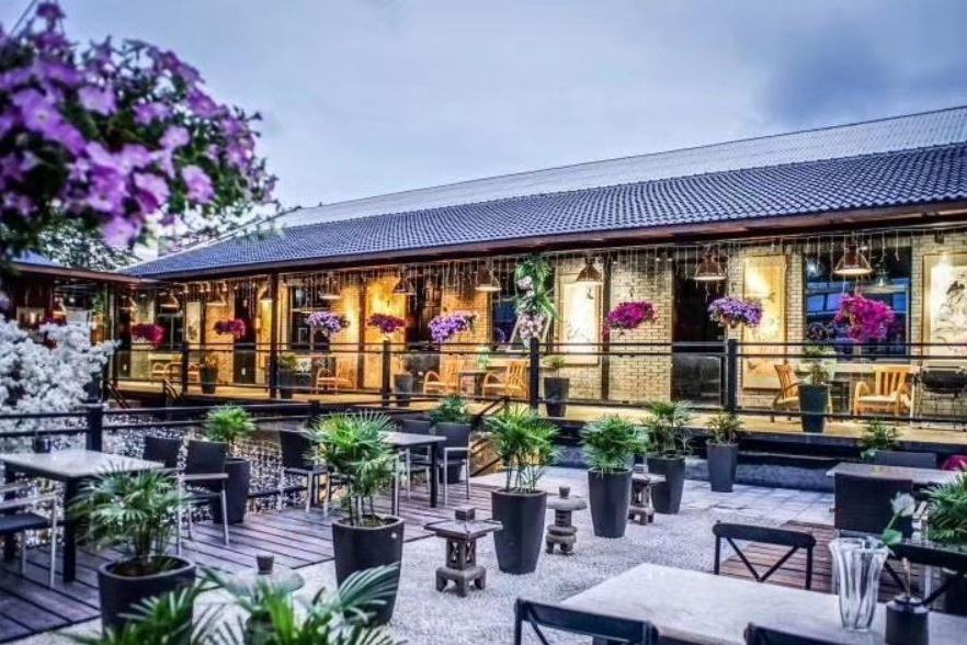 南京紫金灶花园餐厅